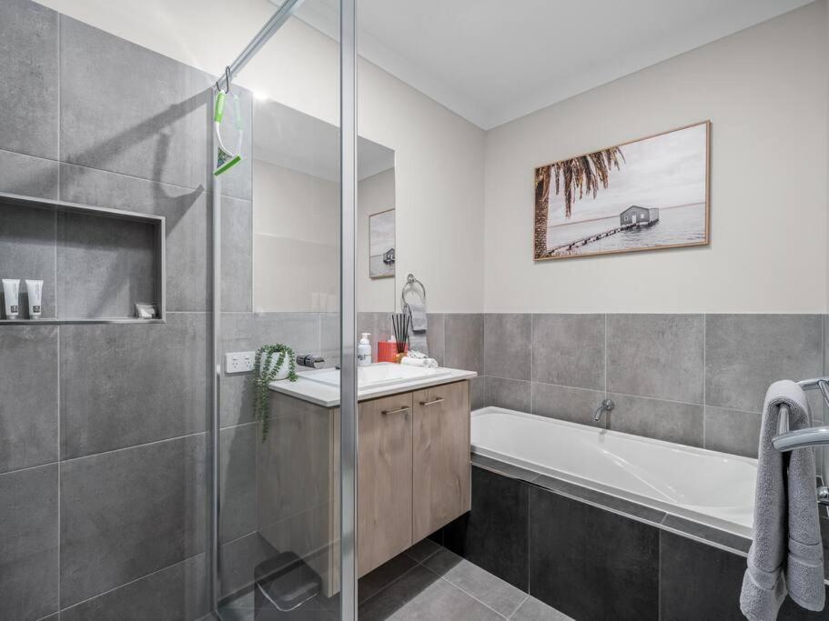 Hume Haven Holiday home *